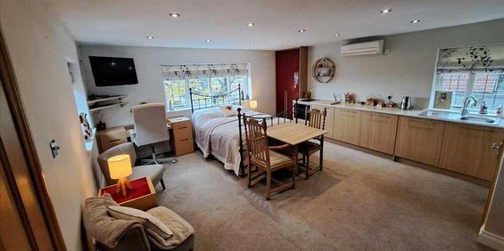 Studio to rent - Photo 3