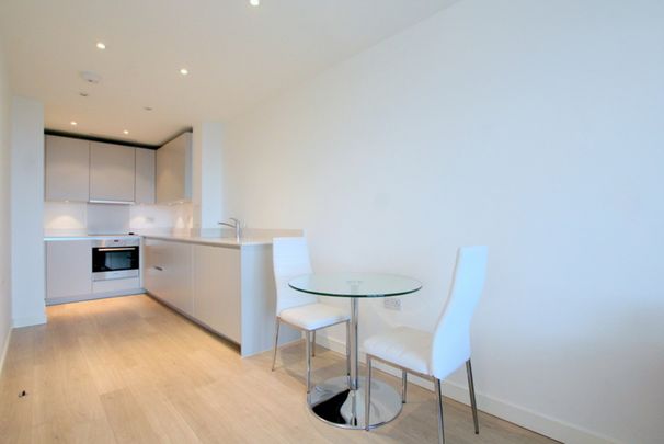 1 Bedroom Apartment, 1 Saffron Central Square - Photo 1