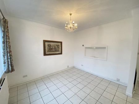 3 bedroom detached house to rent - Photo 4