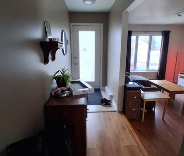 À Louer – 5 ½ (3 Chambres) – Sainte Anne - Photo 3