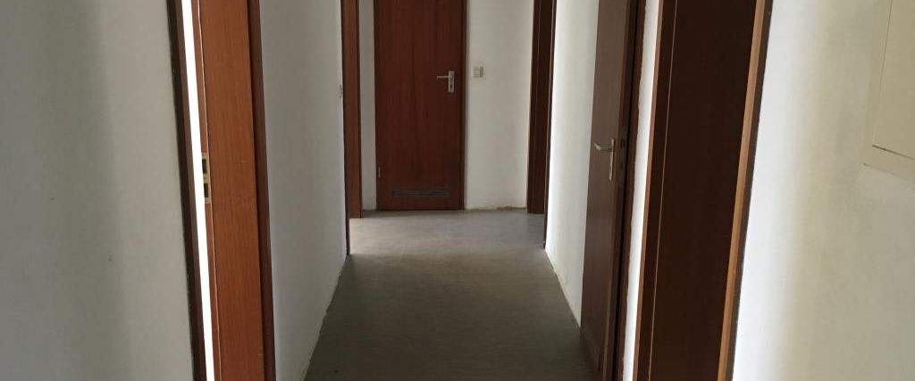 4-Zimmer-Wohnung in Herne Sodingen, tapeziert, Laminat, Balkon und Gäste WC - Photo 1