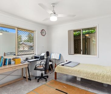 Open Plan Living with Private Courtyard - Photo 3