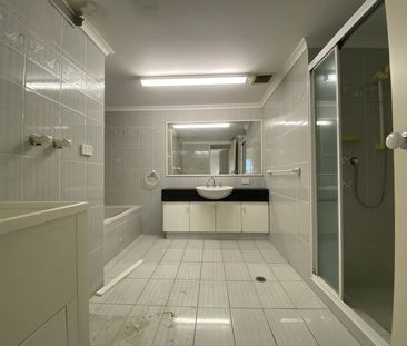 1/12 Canal Avenue, Runaway Bay QLD 4216 - Apartment For Rent | Domain - Photo 2