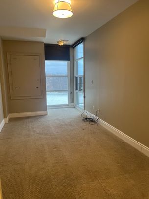 For Lease - 1 Leaside Park Drive Unit# 419, Toronto, Ontario - Photo 1