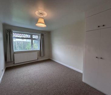 2 bedroom bungalow to rent - Photo 4