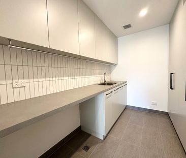 224 Beavers Road, Northcote VIC 3070 - House For Rent | Domain - Photo 4