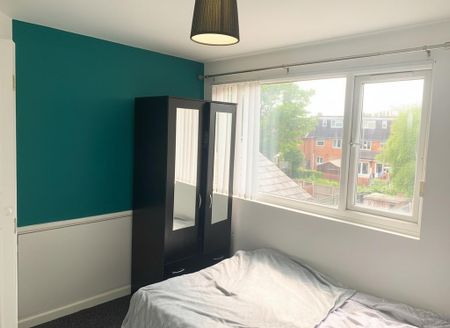 5 bedroom house to rent - Photo 2