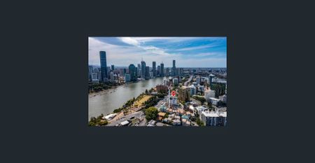 Luxury Unit for your Peace and Enjoymen - Photo 4