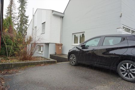 For rent 4.5 room apartment - net living area of 130 m2 - Neighborhood - Photo 3