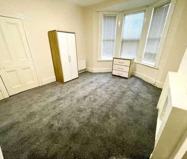 Westbourne Gardens, Brighton, BN3 - Photo 2