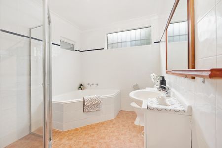 55 Catherine Street, Leichhardt NSW 2040 - House For Rent | Domain - Photo 3