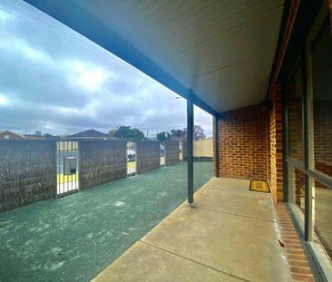 Brilliantly Located, Low-Maintenance Living in Echuca! - Photo 1