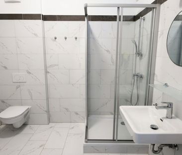 Erstbezug nach Generalsanierung | 3 Zimmer Wohnung in Bestlage - Photo 2