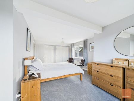 4 bedroom detached bungalow to rent - Photo 5