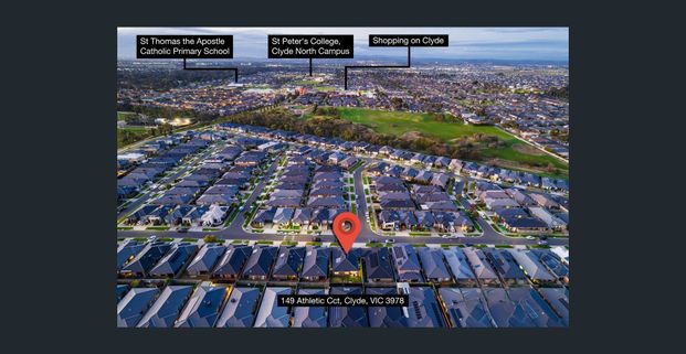 ✨ Stylish & Spacious Family Home in the Heart of Clyde! - Photo 1