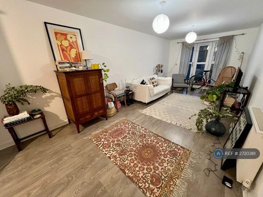 1 bedroom flat to rent - Photo 1