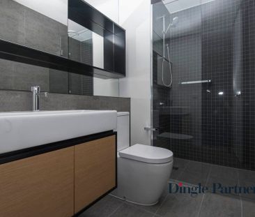 Modern Apartment with Park Views and Lifestyle at Your Doorstep - Photo 5