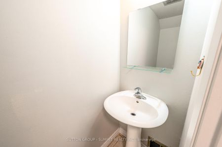 For Lease - 134 Song Meadoway N/A, Toronto, Ontario - Photo 3