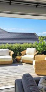 Modern, Spacious Family Home in Popular ... - Photo 3