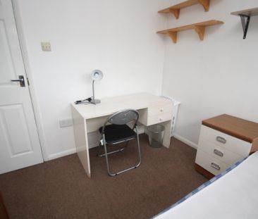 5 bedroom Property to rent - Photo 5