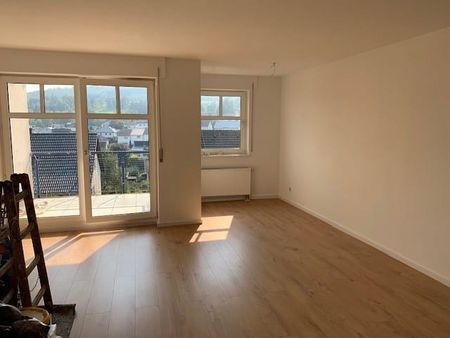 Frisch renovierte 3-Zimmer-Wohnung in schöner Lage von Sundern - Foto 5