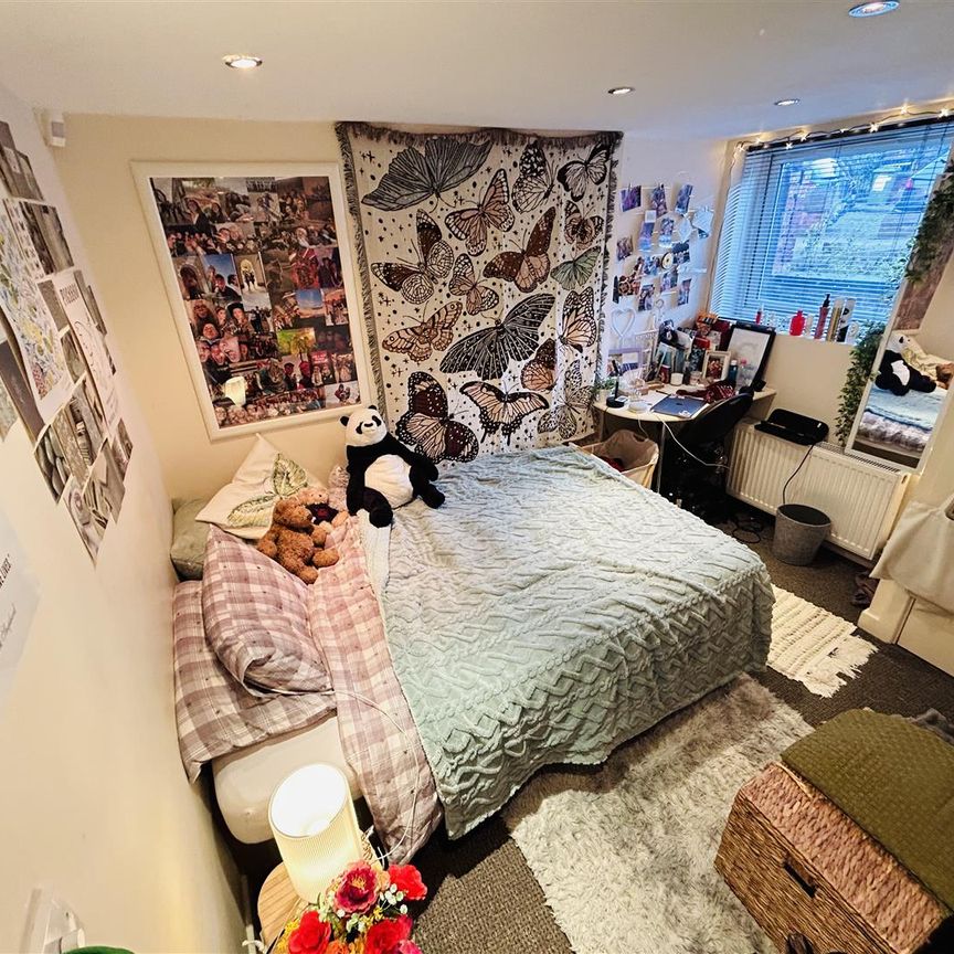Royal Park Mount, Hyde Park, LS6 1HL, Leeds - Photo 1