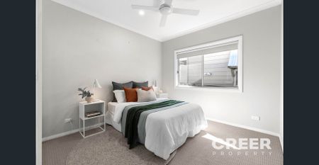 PRIVATELY NESTLED LARGE TOWNHOUSE - Photo 5