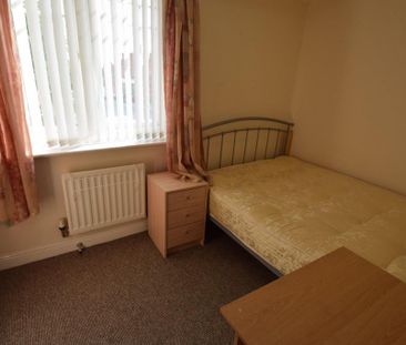 4 bedroom townhouse to rent - Photo 4