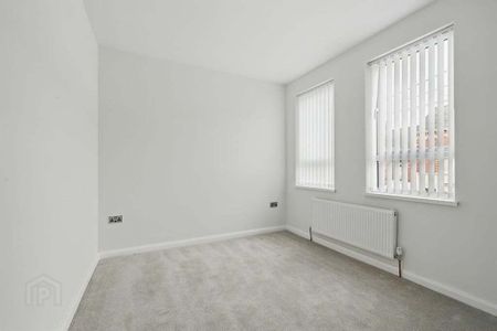 14 Lisburn Avenue, Belfast, BT9 7FX - Photo 3