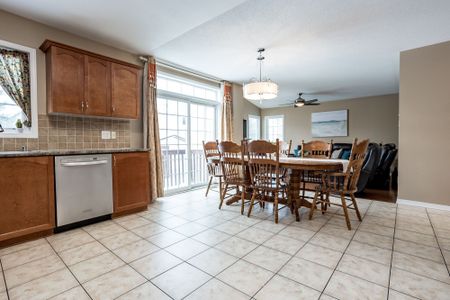 For Lease - 232 HIDDEN MEADOW Avenue, Blossom Park - Airport and Area, Ontario - Photo 3