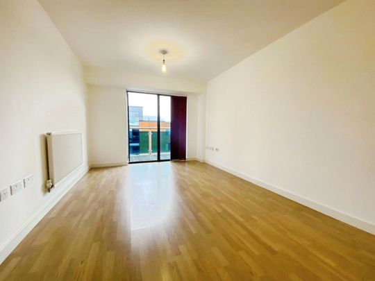 1 bedroom Flat To Let Total Size: 474 SQ FT - Photo 1