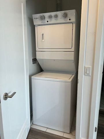 For Lease - 95 Oneida Crescent Unit# 1101, Richmond Hill, Ontario - Photo 3