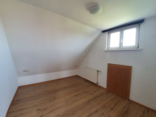 Schöne 3,5-Zimmer-Dachgeschoss-Wohnung in Dornbirn / Hatlerdorf - Photo 1