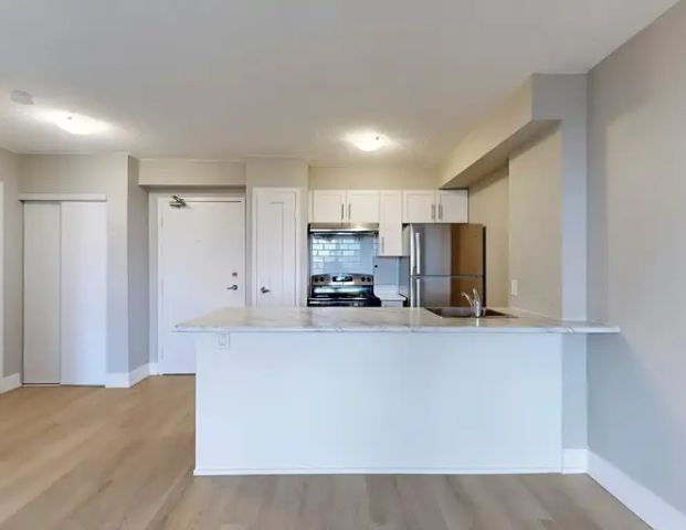 Aspen Tower Apartments | 2935 Richmond Road, Ottawa - Photo 1