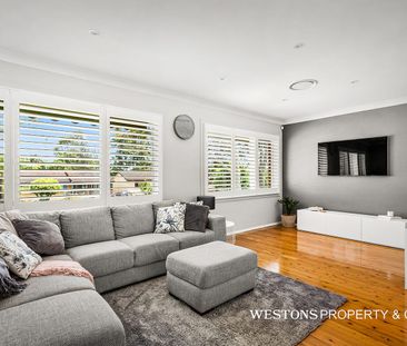 Centrally Located Family Haven - Photo 3