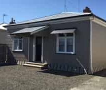 CENTRAL - 3 BEDROOM - Photo 1