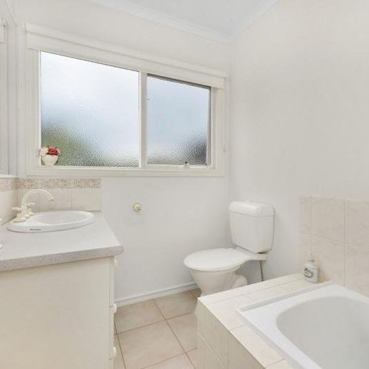 COMFORT & CONVENIENCE - Photo 1