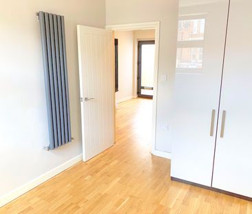 1 Bed Flat, High Street, CR7 - Photo 2