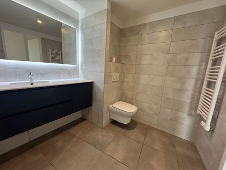 À LOUER T2 AVEC GRANDE TERRASSE ET PARKING CANET-EN-ROUSSILLON / RÉSIDENCE BLEU ODYSSÉE - Photo 2