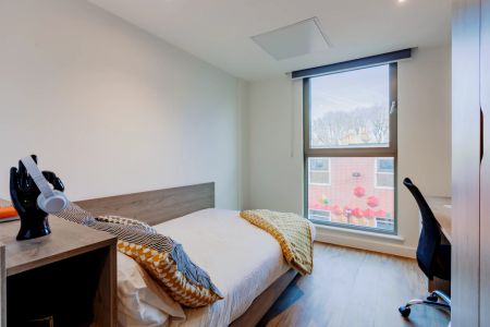 Gold En Suite - Photo 2