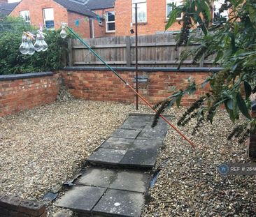 5 bedroom terraced house to rent - Photo 5