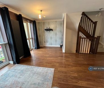 4 bedroom terraced house to rent - Photo 2