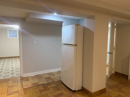 For Lease - 4 Sully Crescent, Toronto, Ontario - Photo 3