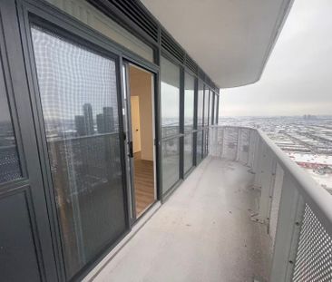 For Lease - 8 Interchange Way Unit# 4006, Vaughan, Ontario - Photo 3