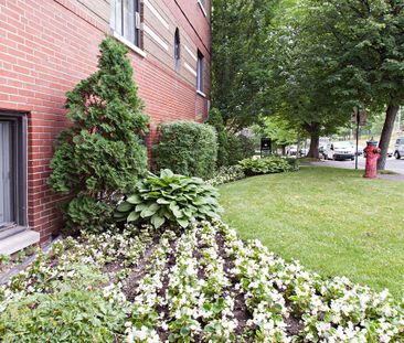 Jardins Decelles - 2 Bedrooms - 5600 Avenue Decelles, Montréal - Photo 1