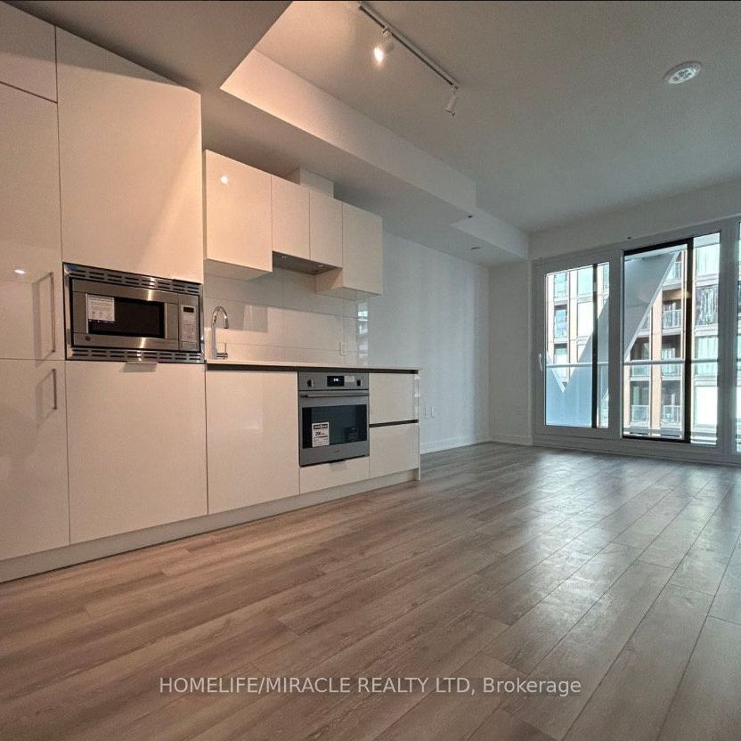For Lease - 230 Simcoe Street Unit# 2421, Toronto, Ontario - Photo 1