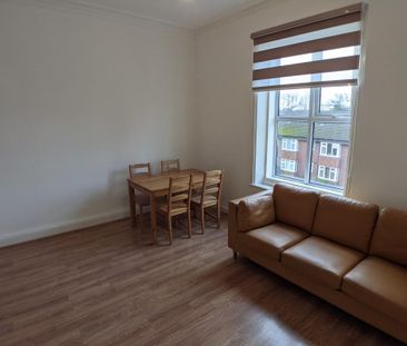 2 bedroom flat to rent - Photo 4