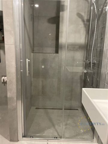 Pronájem bytu 1+kk 40 m² - Photo 3