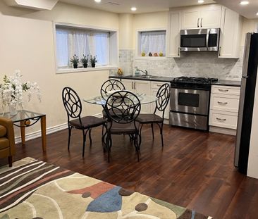 For Lease - 61 Philip Brown Avenue Unit# Lower, Whitchurch-Stouffvi... - Photo 2