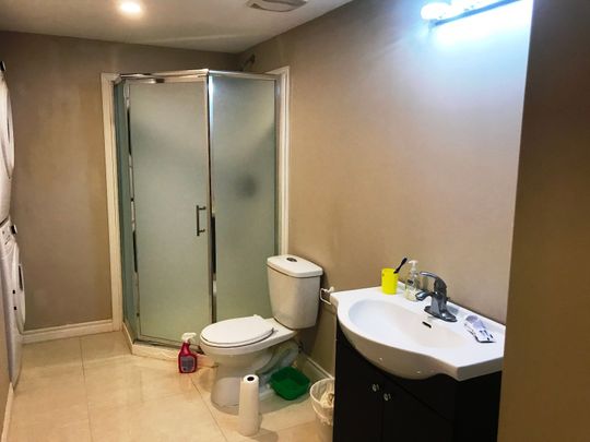 For Lease - 67 Thornbury Court Unit# Basement, Hamilton, Ontario - Photo 1